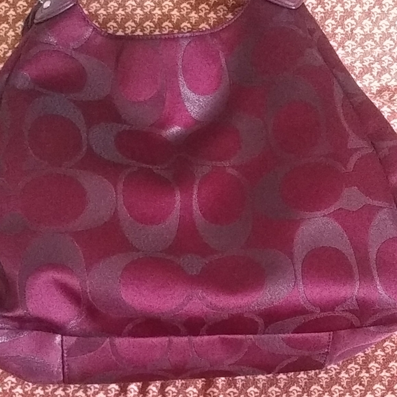 Purse - Picture 3 of 3